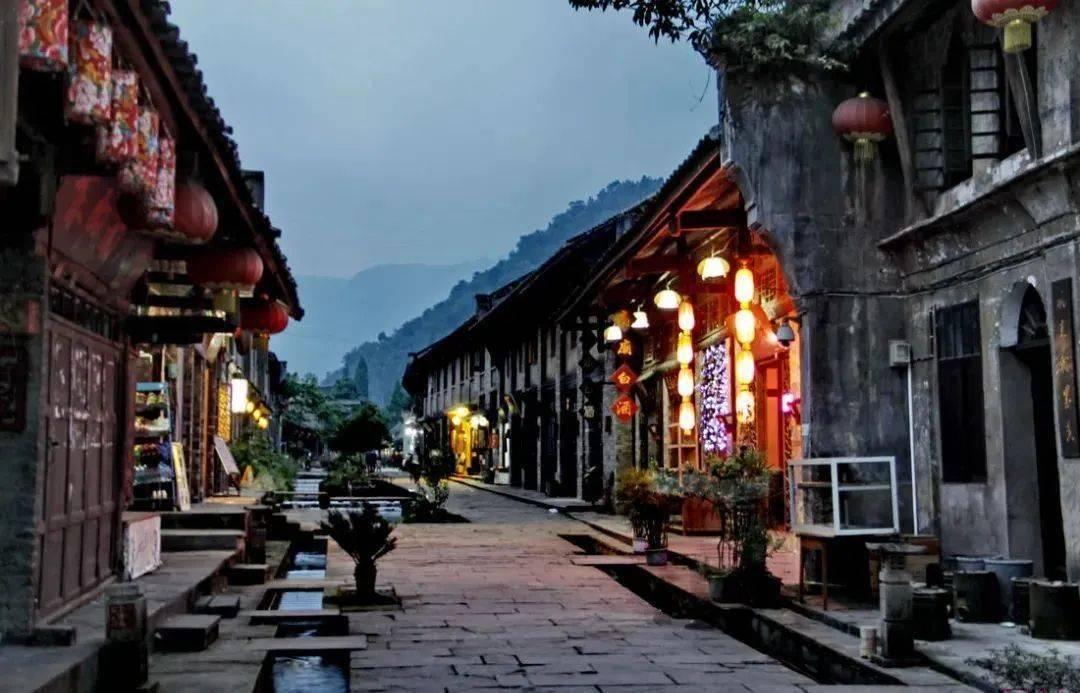 男朋友为什么不愿意公开恋情?